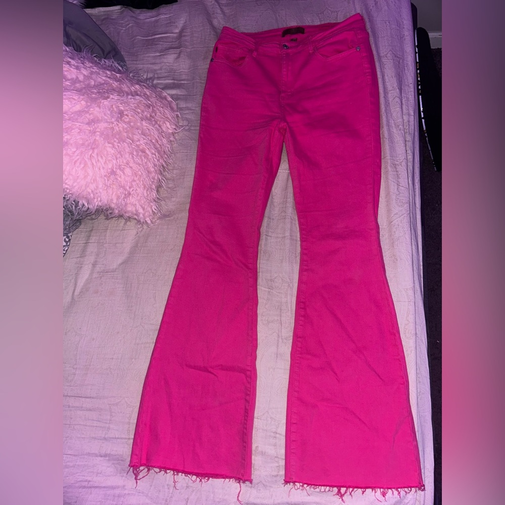 Hot pink Judy Blue flares, size 11! 
Perfect condition!